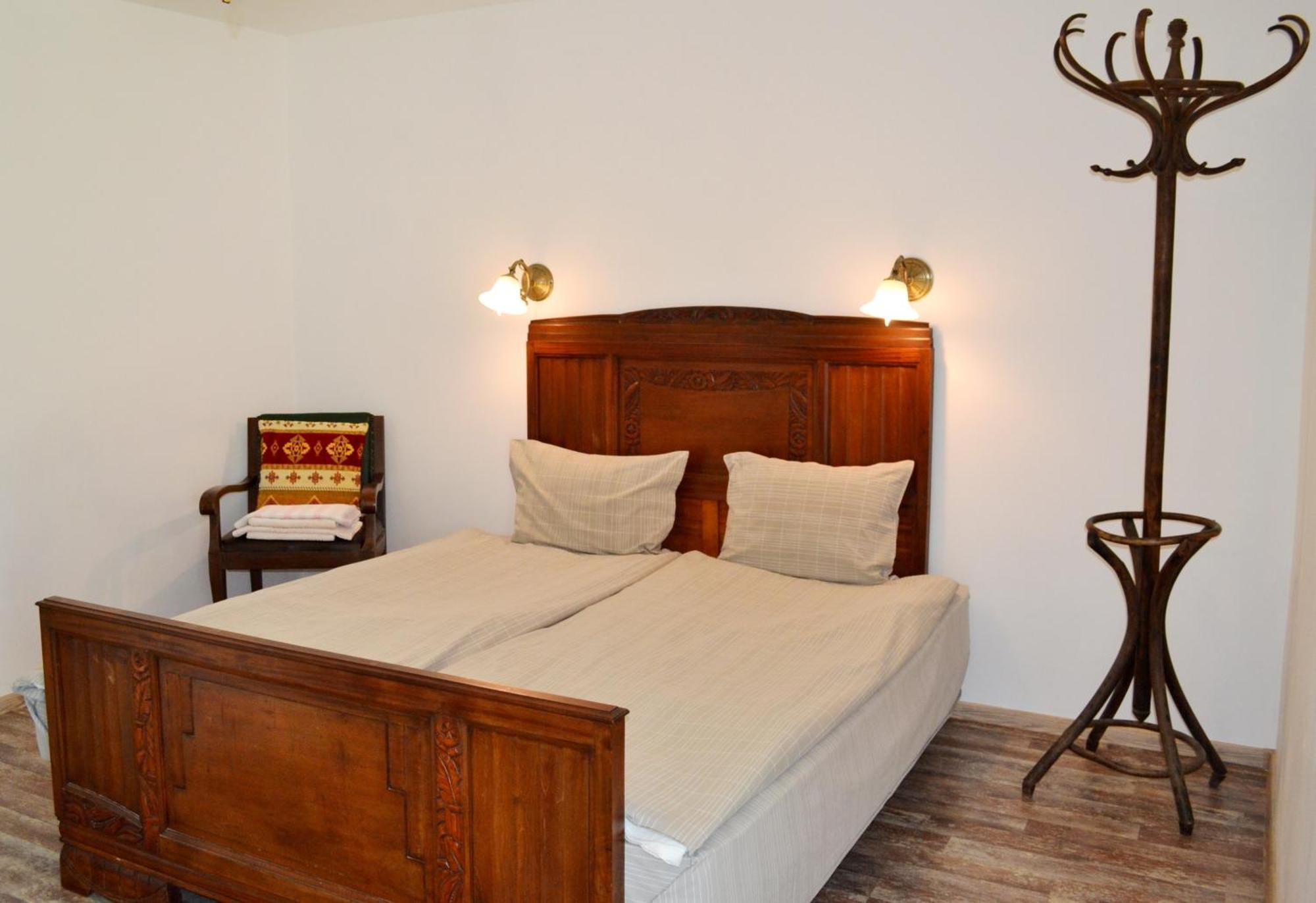Guest House Diabora ارباناسي الغرفة الصورة