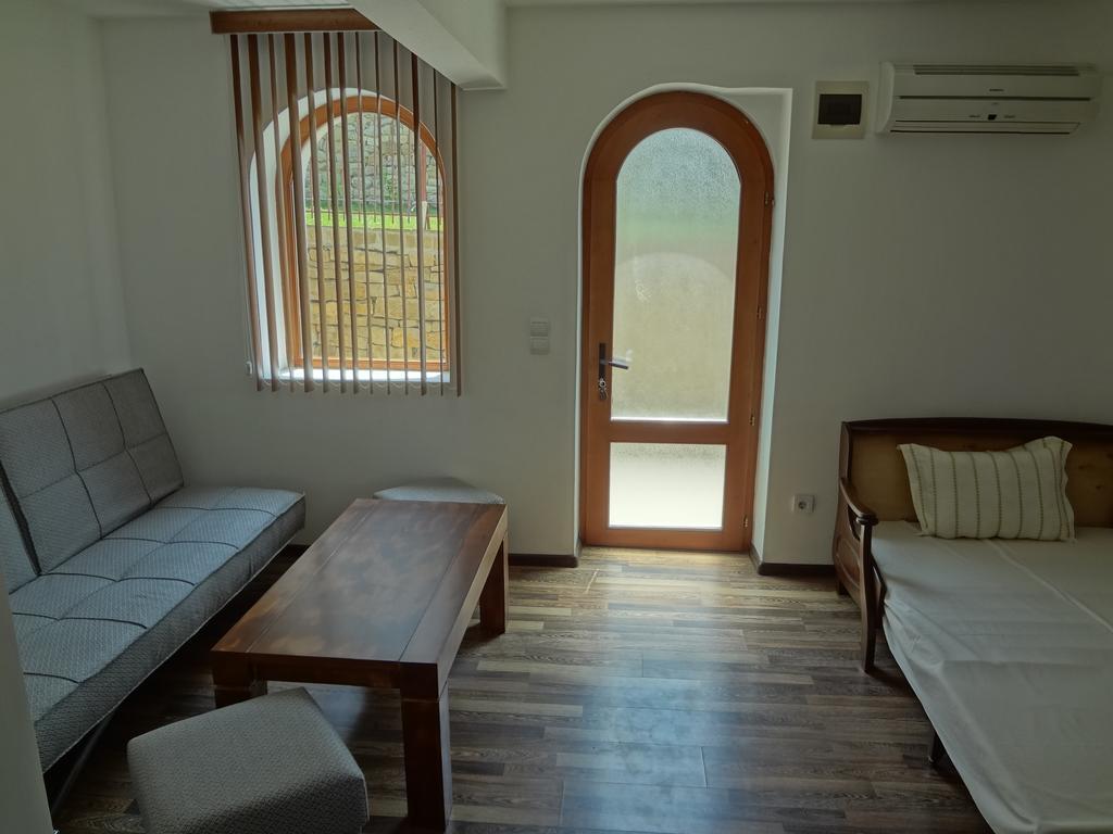 Guest House Diabora ارباناسي المظهر الخارجي الصورة