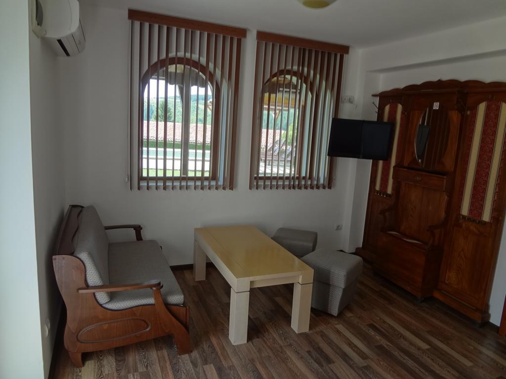 Guest House Diabora ارباناسي المظهر الخارجي الصورة