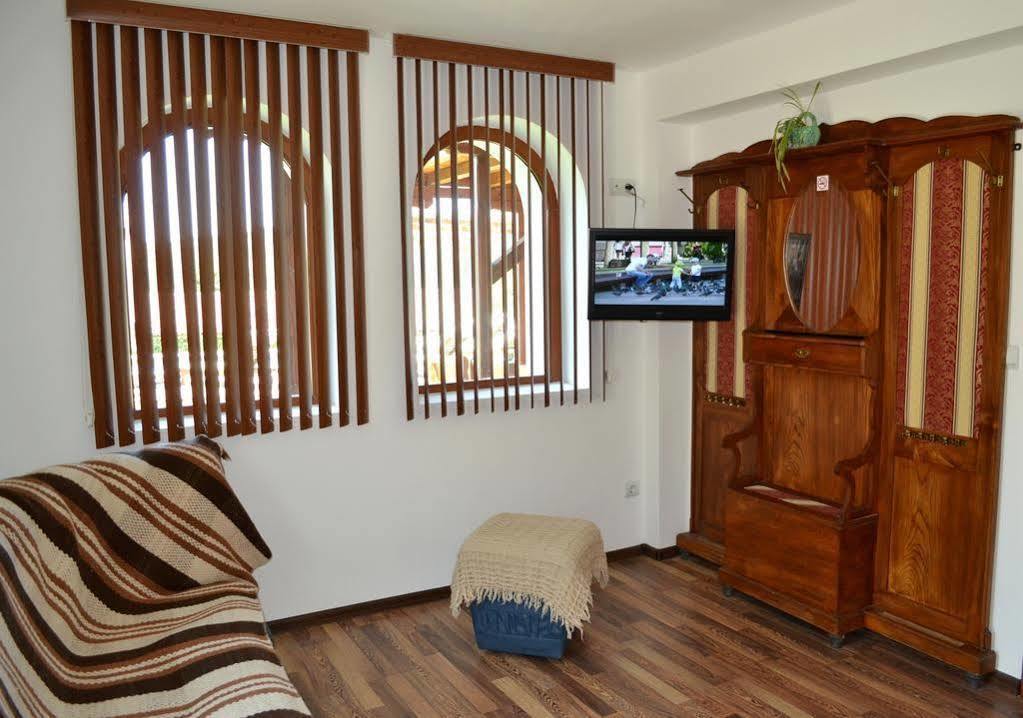 Guest House Diabora ارباناسي المظهر الخارجي الصورة