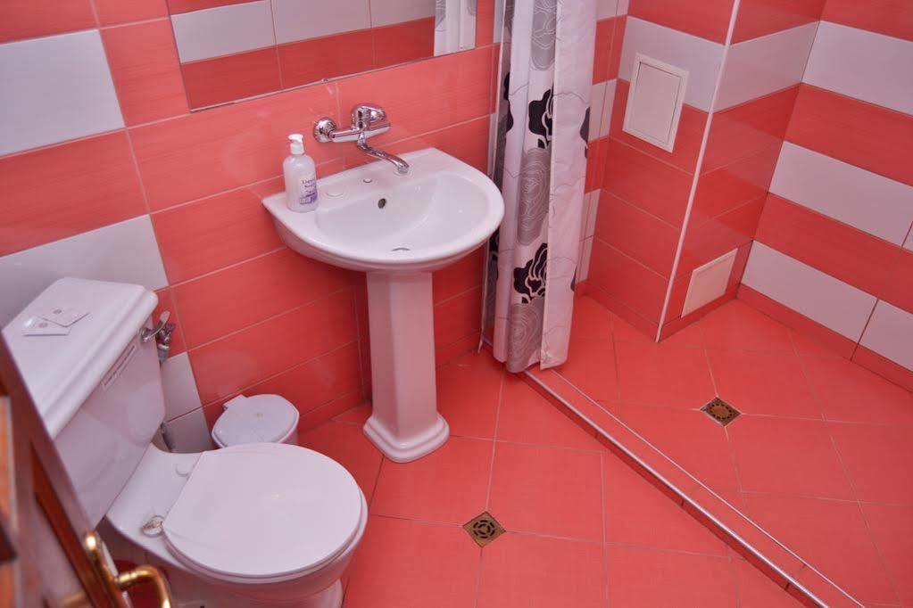 Guest House Diabora ارباناسي المظهر الخارجي الصورة