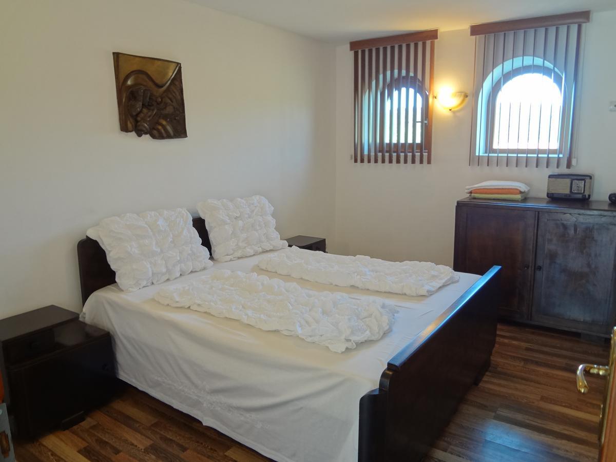 Guest House Diabora ارباناسي المظهر الخارجي الصورة