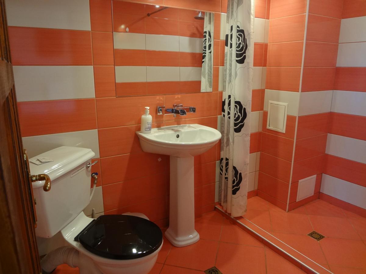 Guest House Diabora ارباناسي المظهر الخارجي الصورة