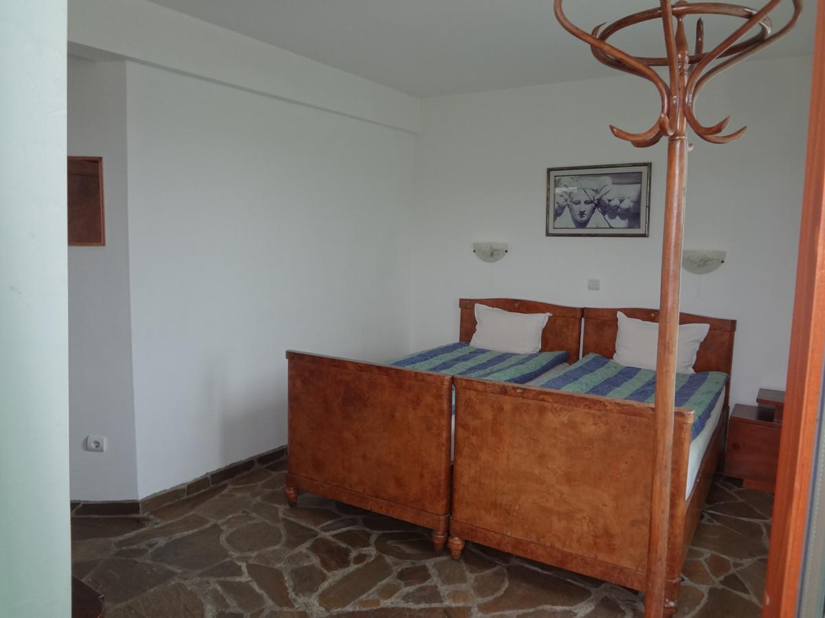 Guest House Diabora ارباناسي المظهر الخارجي الصورة