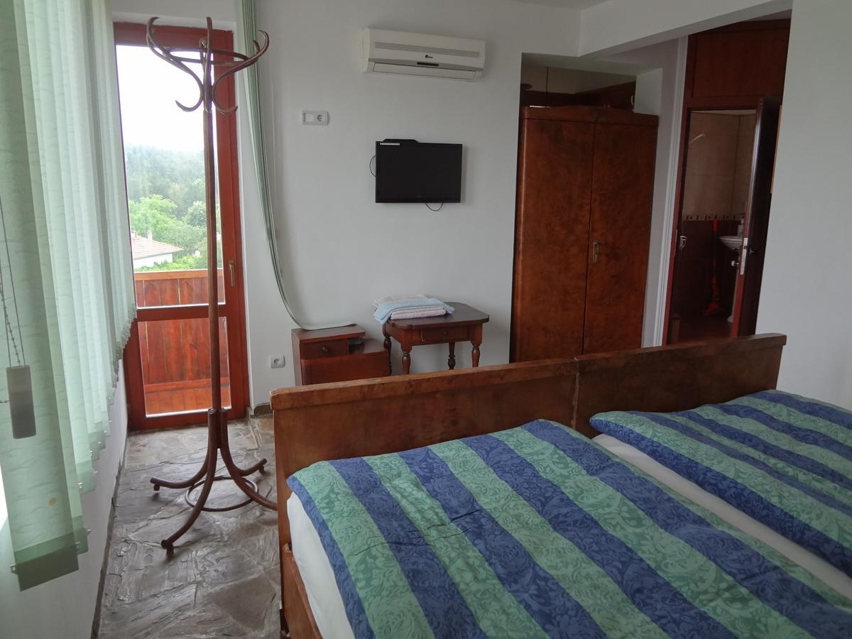 Guest House Diabora ارباناسي المظهر الخارجي الصورة